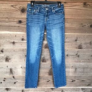 Aeropostale Bayla Skinny Jeans 2 Short